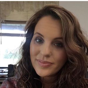 Meet your Posher, Loretta